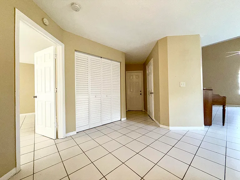 13614 Yarmouth Ct — Photo 12