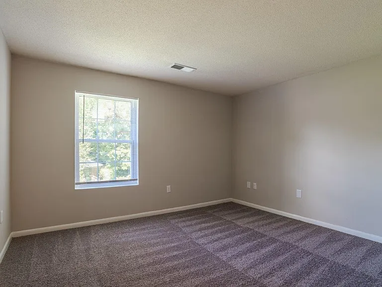 St. Andrews Commons Apartment Homes — Photo 8