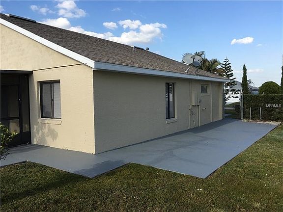 4th image of 1026 Apopka Woods Ln