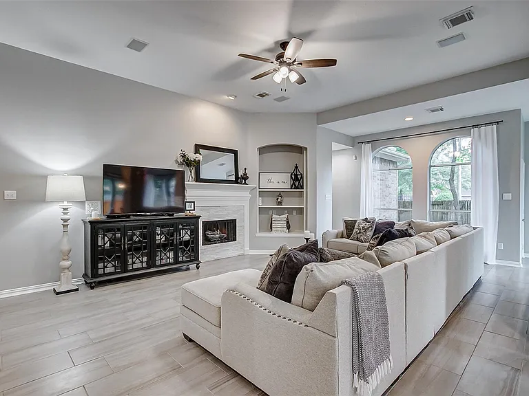 18207 Red Eagle Ct — Photo 21