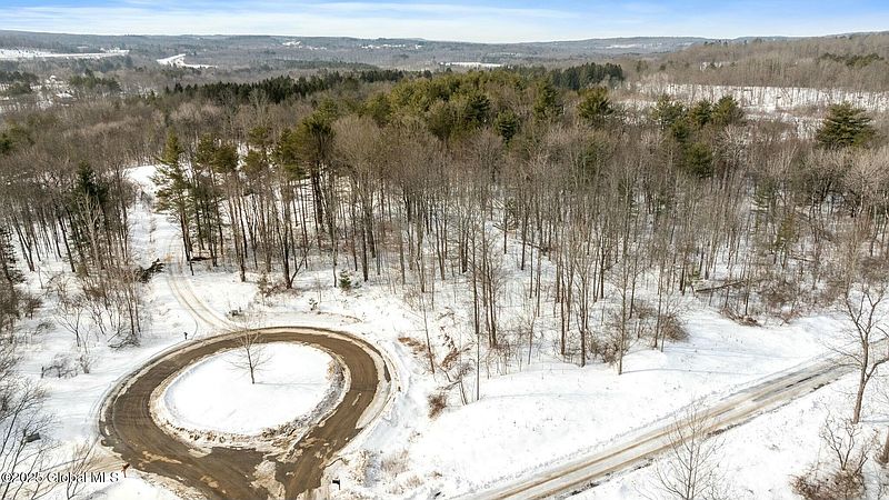 2nd image of 282 Woodstone Circle