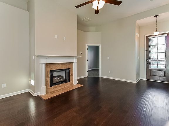 4th image of 6893 Raleigh Lagrange Rd