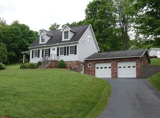 208 Glenford Dr, Chicora, PA