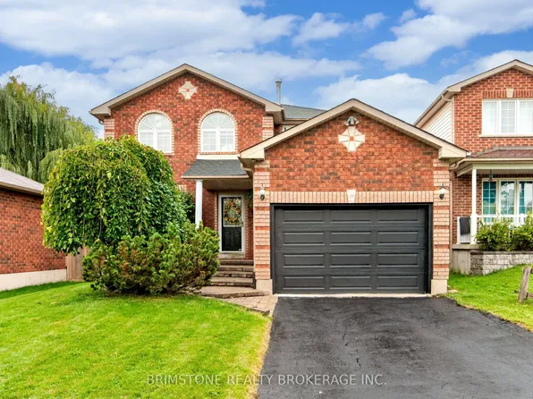 32 Wessenger Dr, Barrie, ON L4N 8R3