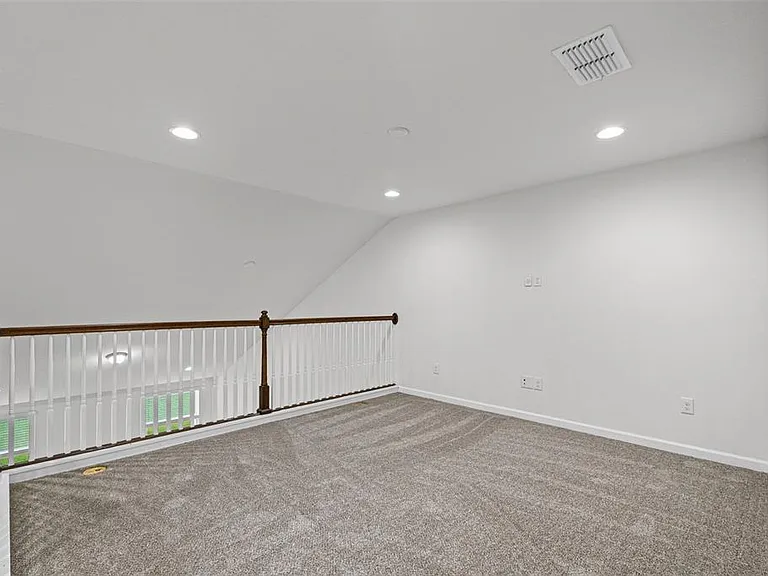 5248 Blossom Cv — Photo 15
