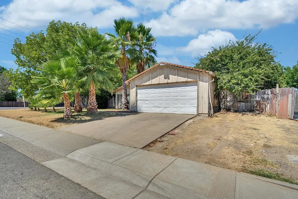 9501 Hollingsworth Way photo 1