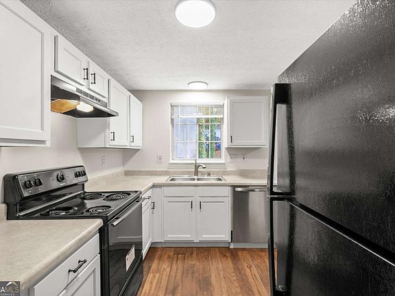 5th image of 2116 Scarbrough Rd