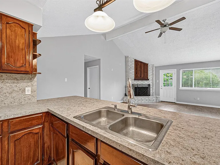 19610 San Gabriel Dr — Photo 11
