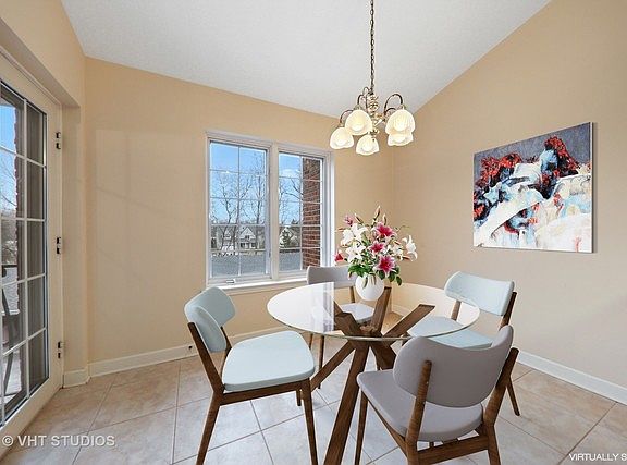 4th image of 5649 S Cass Ave APT 305