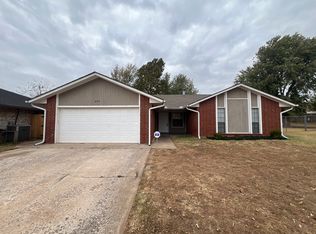 609 Cactus Ct, Yukon, OK 73099