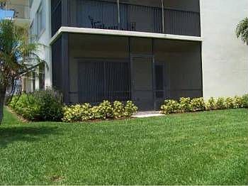 4th image of 124 Shore Ct APT 110