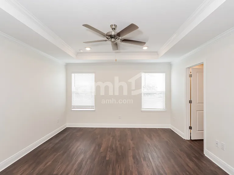27297 Saint Andrews Ave — Photo 10