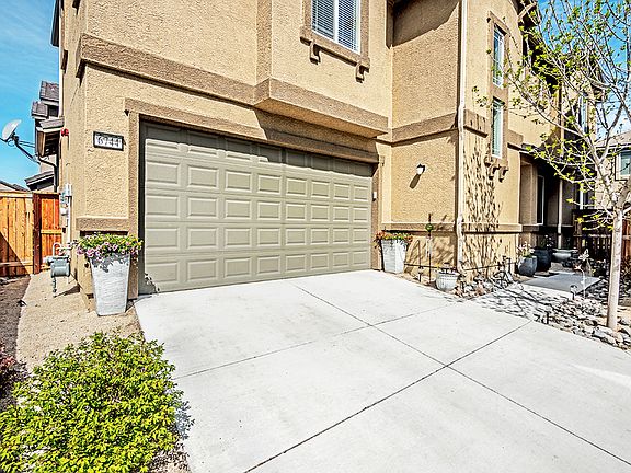 3rd image of 6744 Russian Thistle Dr
