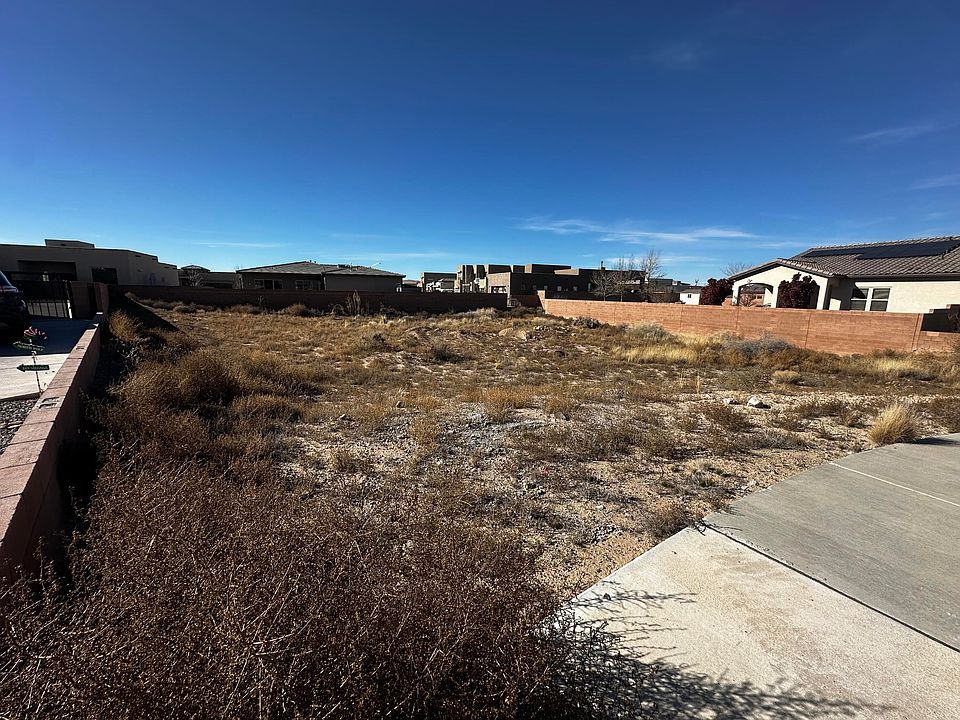2nd image of 6524 Canavio Rd NW