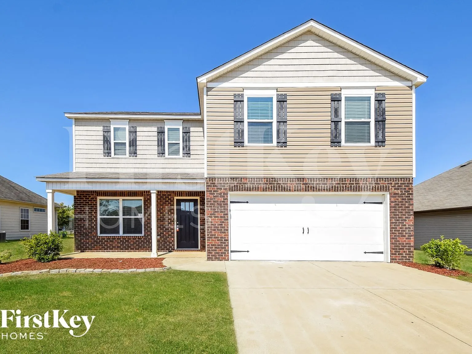 4 bed, 2.5 bath, 2338 sqft, $2,100 — Photo 1