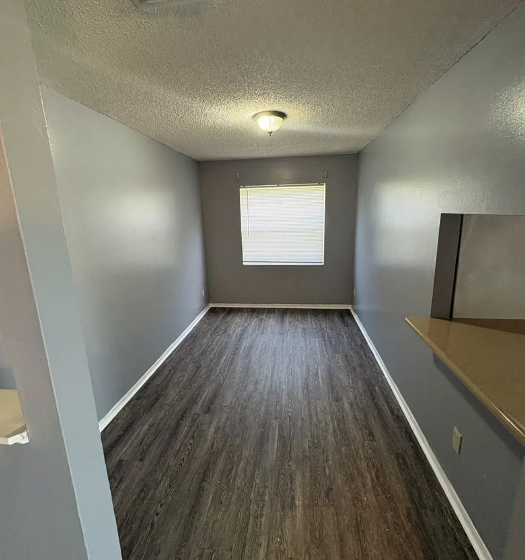 4261 Pershing Pointe Pl — Photo 1