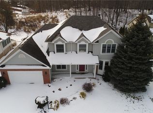 7060 Lassiter Dr, Cleveland, OH 44129
