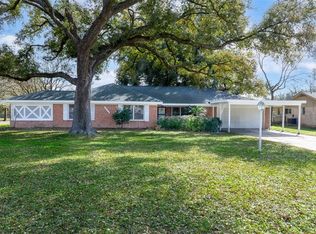 9001 Friendship Rd, Houston, TX 77080