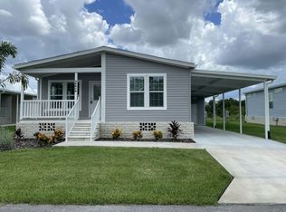 34604 Ballyhoo Dr, Zephyrhills, FL 33541