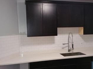 1214 W Rosedale Ave APT 1, Chicago, IL 60660