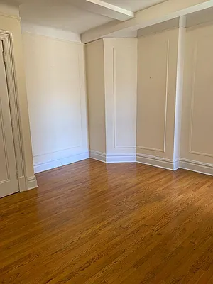 Rented by 220 West 98 Realty LLC | media 6