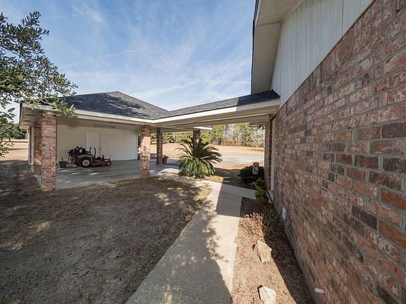 4th image of 191 Deer Lake Dr
