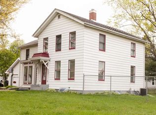 105 S Vail St, Geneseo, IL 61254