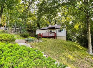 41 Chatham Ln, Bristol, CT 06010