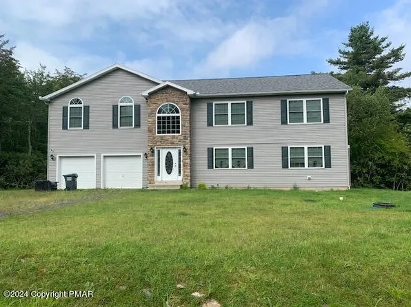 177 Iroquois Trl, Long Pond, PA 18334