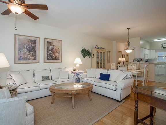 2nd image of 116 Laurel Wood Way Unit 103