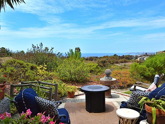Relax and entertain on the private patios with while soaking in the views and ocean breezes.