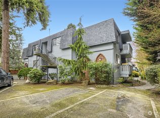 7217 NE 175th St UNIT 103, Kenmore, WA