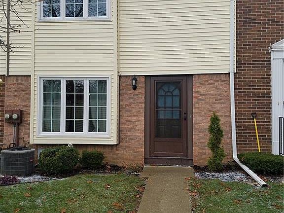 5th image of 218 Stepping Stone Ln