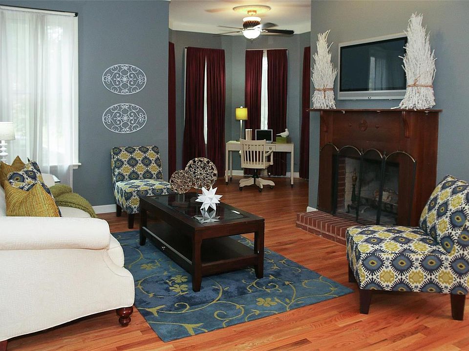 1st image of 2351 Park Ave