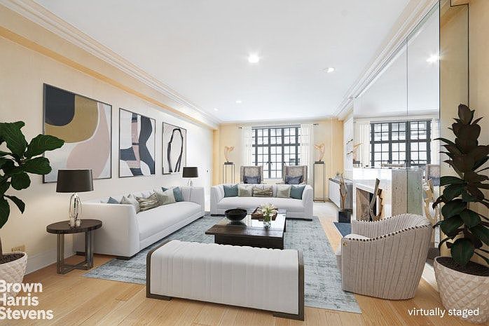 1st image of 111 E 67th St #5C