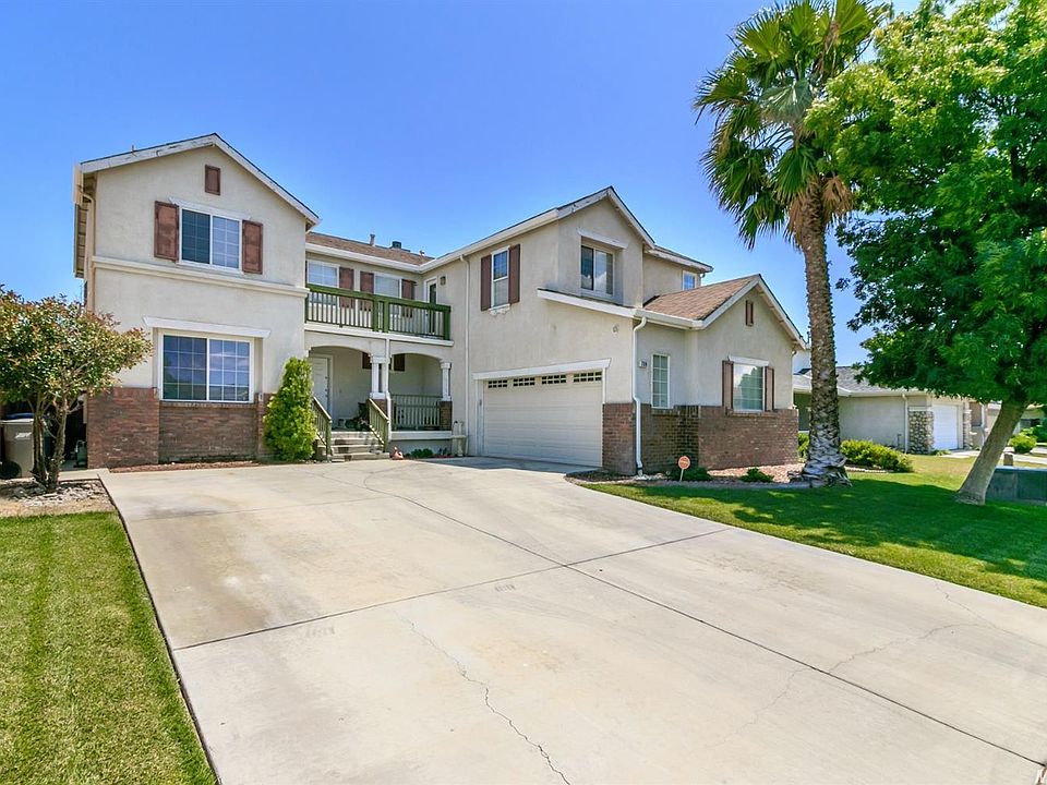 2nd image of 730 Sandhill Crane Dr