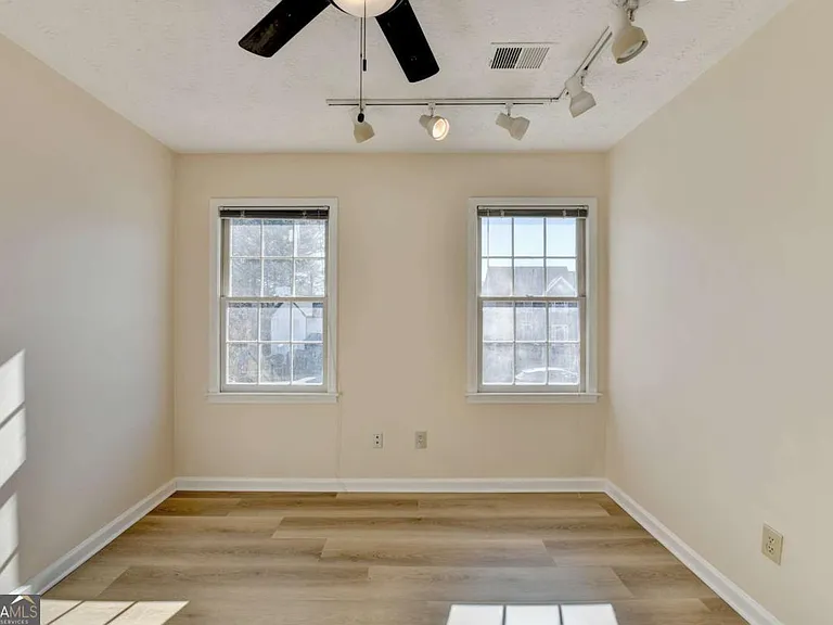 3945 Genoa Ct — Photo 39