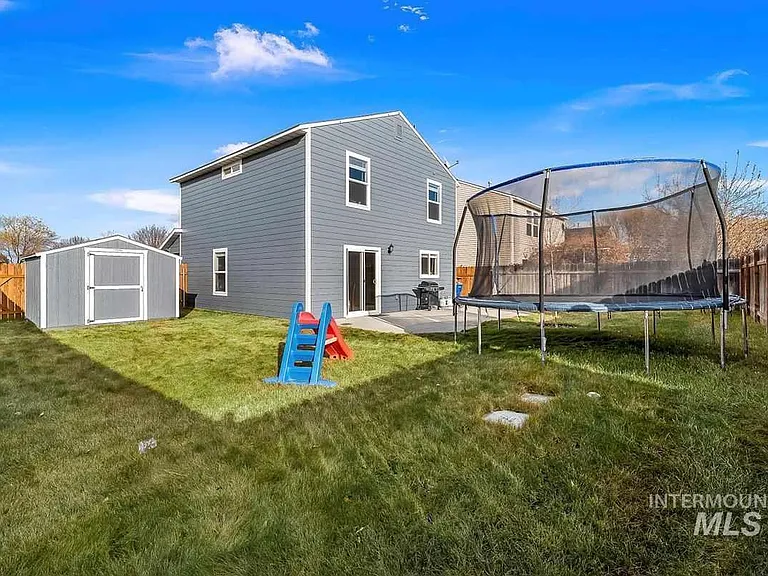 9713 W Shelborne Dr — Photo 4