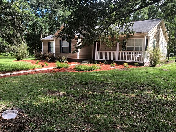 3rd image of 80 Carolina Ct