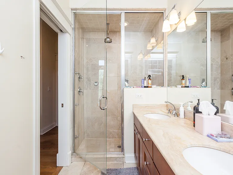 2730 N Lincoln Ave #4 — Photo 17