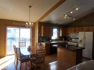 3695 Sirett Ct, Hastings, MN 55033