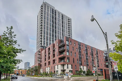 10 Oak St Photo 1