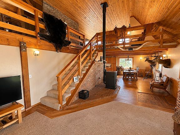 4th image of 40 Atkin Ln