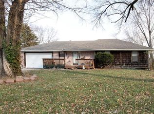 8405 Marsh Ave, Raytown, MO 64138