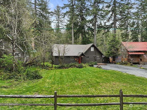 2nd image of 267 Paradise Drive