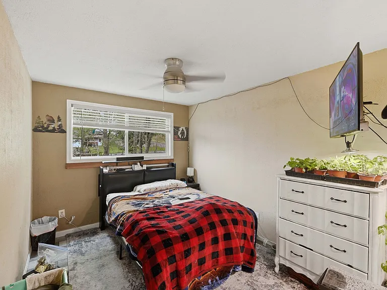 510 S Cammann St — Photo 10