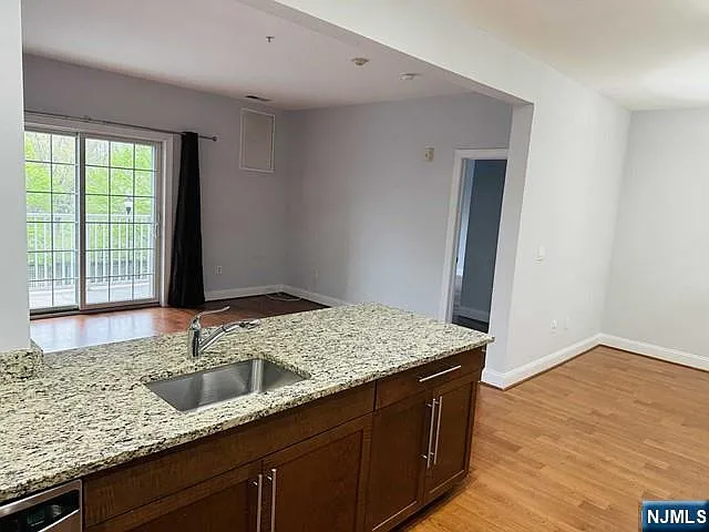 3110 Windsor Park Ct — Photo 7