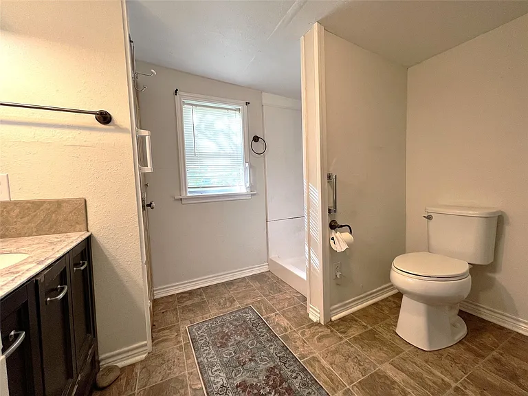 1621 FM 431 — Photo 12