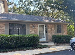 320 Volanta Ave APT C4, Fairhope, AL 36532