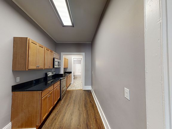 2nd image of 107 Comstock Ave APT 1